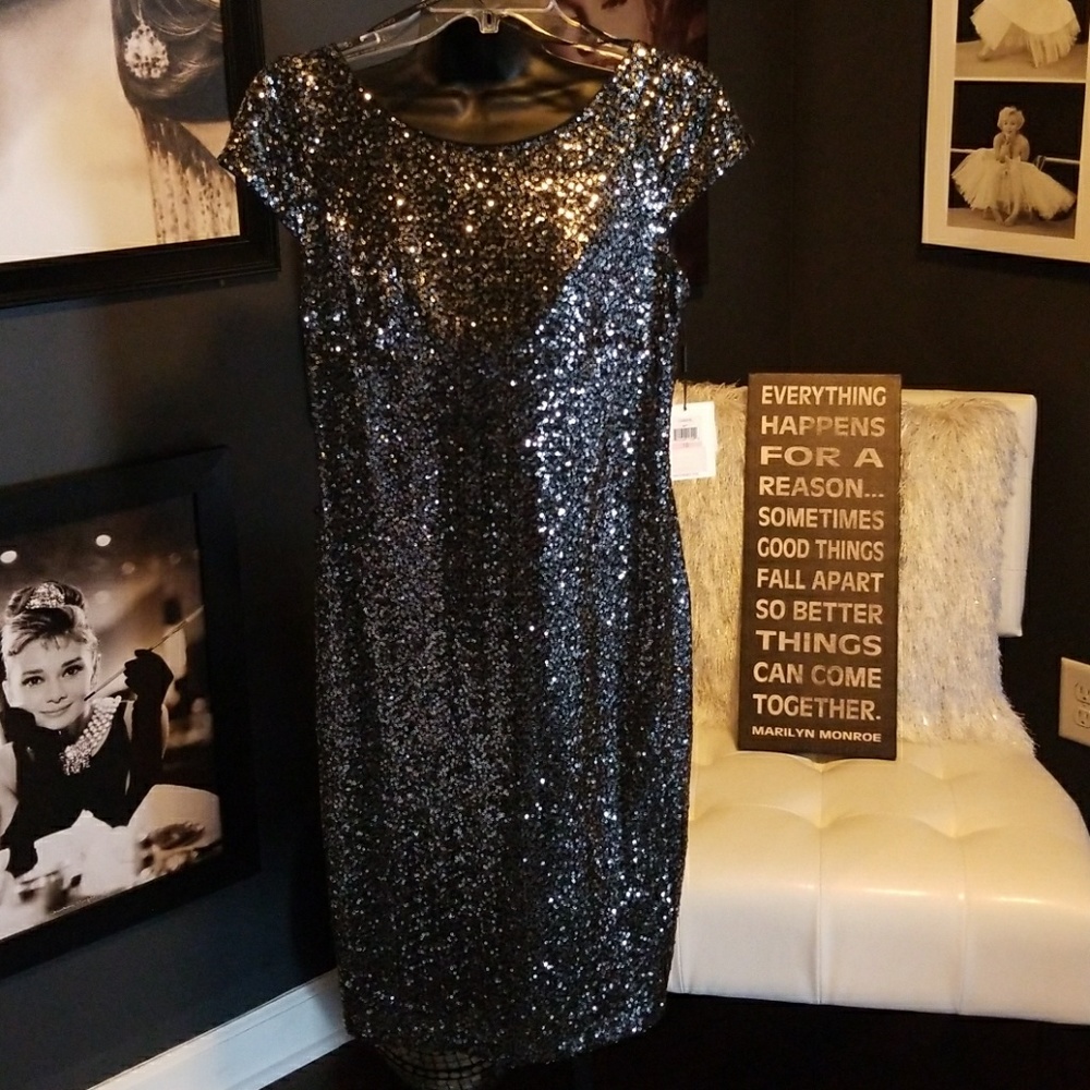 Ladies Dress